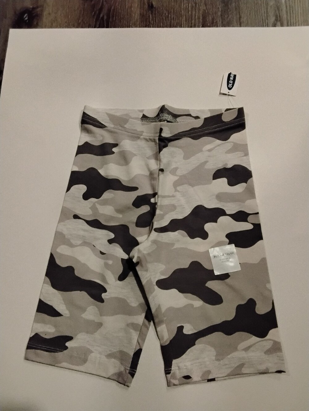 Old Navy Girls Gray Camo Performance Shorts
